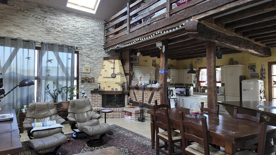 Prachtvolles Landhaus mit Garten und Pool