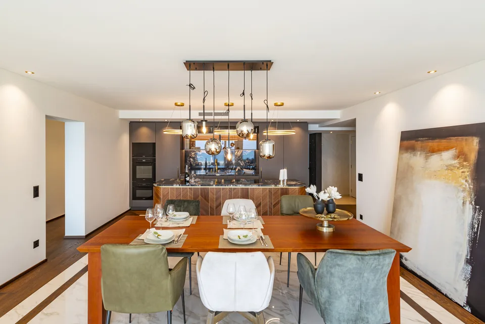 Appartamento 4,5 locali con ampia terrazza, giardino e vista lago – Foto 26 von 36