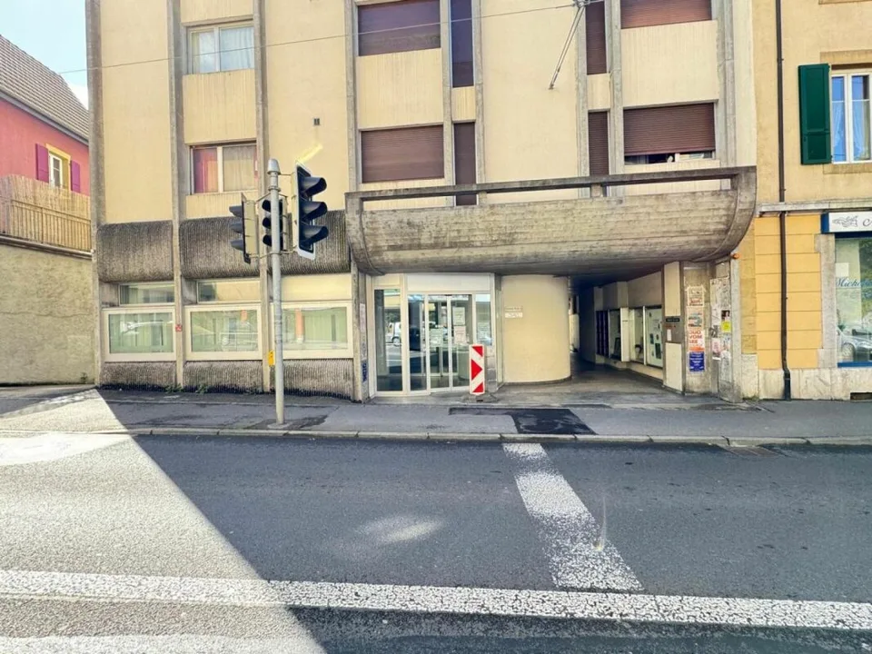 Peseux - Großer Raum für Büros, Gesundheitskabinett, Handel – Foto 14 von 16