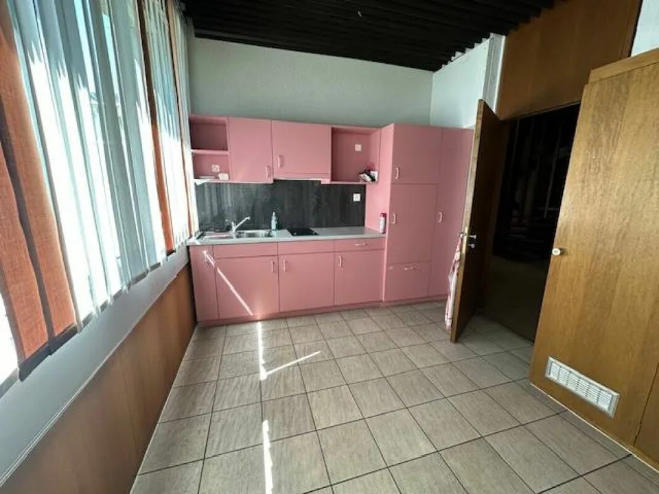 Peseux - Großer Raum für Büros, Gesundheitskabinett, Handel – Foto 16 von 16