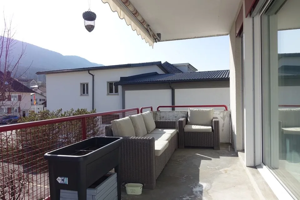 Bévilard - Magnifico appartamento di 4,5 locali con balcone e posto auto coperto – foto 9 di 11