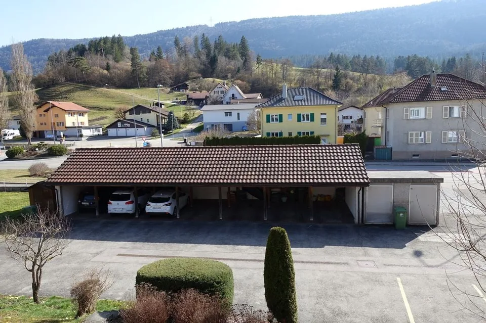 Bévilard - Magnifico appartamento di 4,5 locali con balcone e posto auto coperto – foto 10 di 11