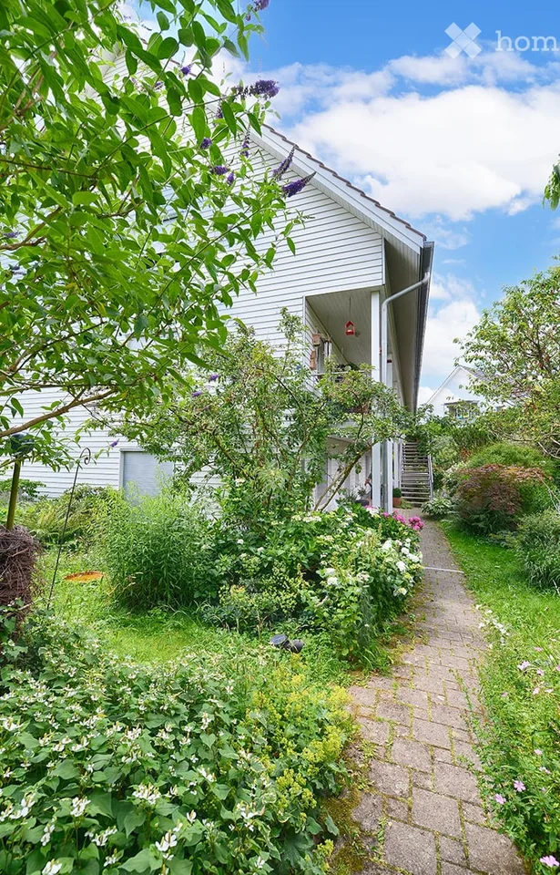 1.5-Zimmer Gartenwohnung mit Wintergarten an ruhiger Lage