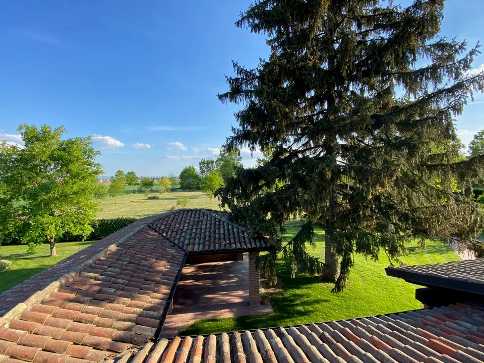 Sehr gepflegtes Landhaus in ruhiger und sonniger Süd-Lage mit großem Grundstück – Foto 26 von 26