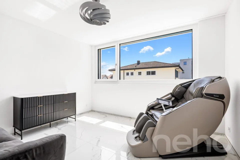 Luxuriöses 7.5 Zimmerhaus mit Aussenpool - Exklusives Wohnen in Suhr – Foto 16 von 18