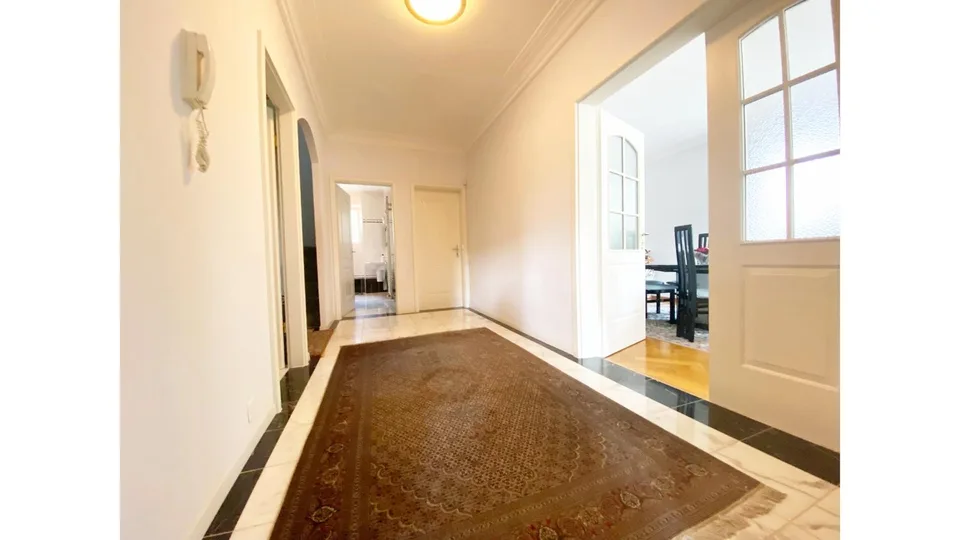 Superbe villa familiale individuel avec grand jardin à Cointrin - 2'890'000.--