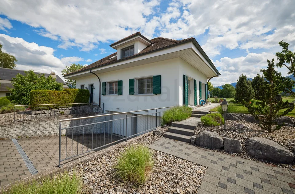 Casa di campagna indipendente da 5½ a 6½ locali a Uttigen