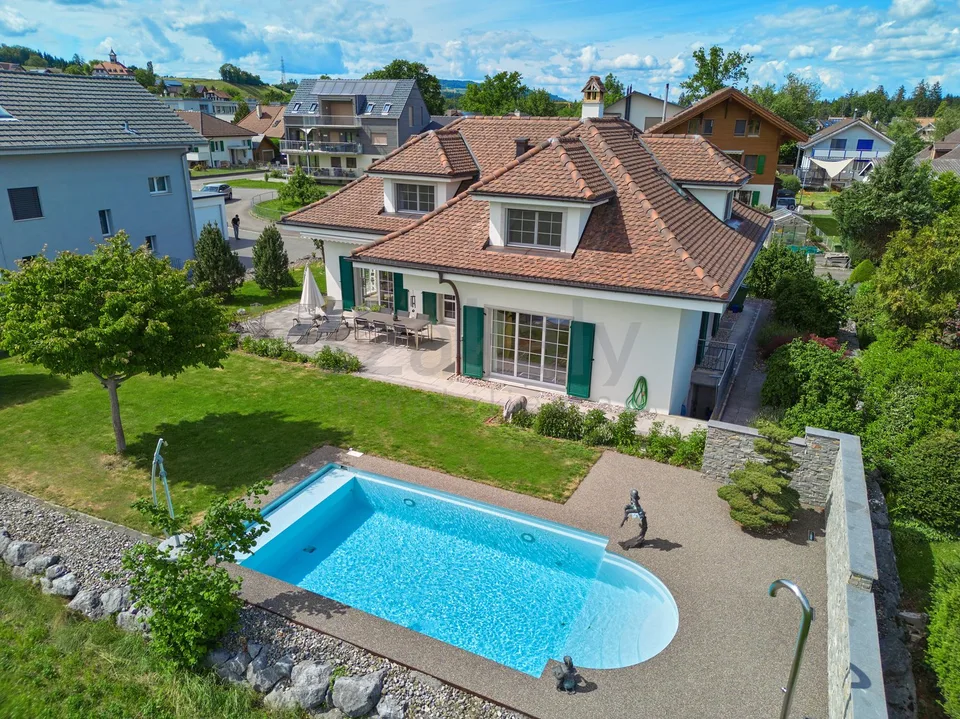Casa di campagna indipendente da 5½ a 6½ locali a Uttigen