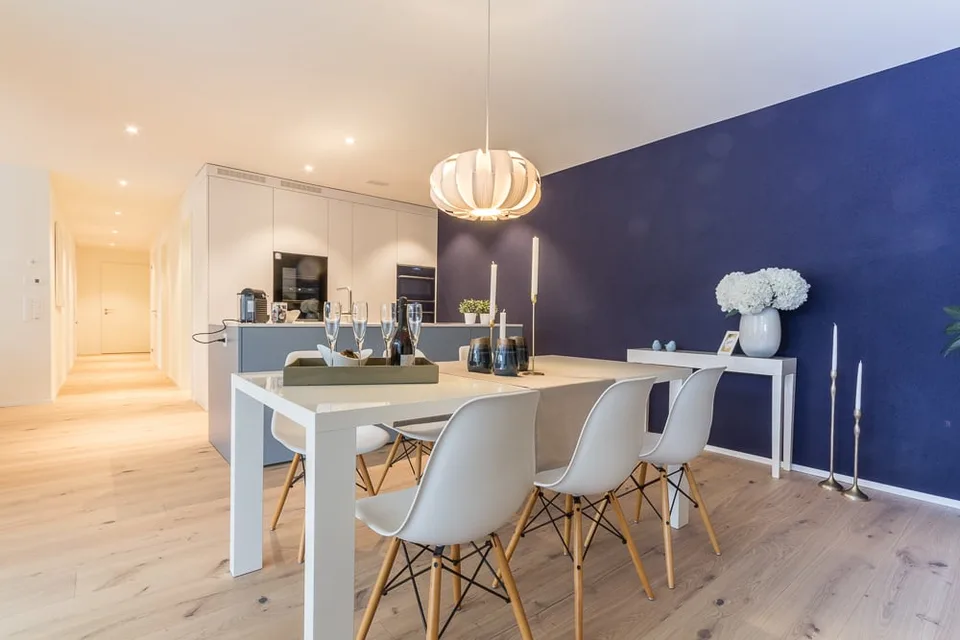 Schlüsselfertig ausgebaute 3.5-Zimmerwohnung mit Loggia in Merenschwand AG