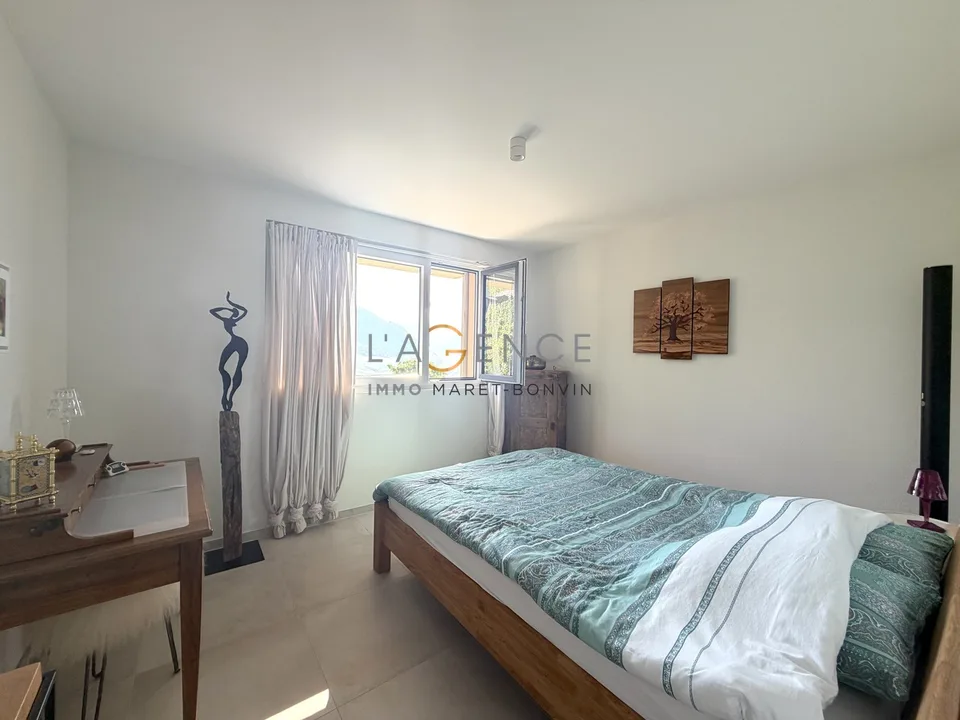 Wohnung mit 4,5 Zimmern und 40m2 Terrasse - Signèse