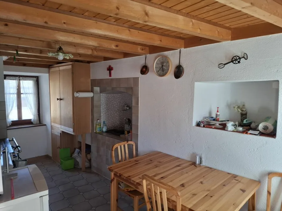Appartamento di due e mezzo locali a Liddes