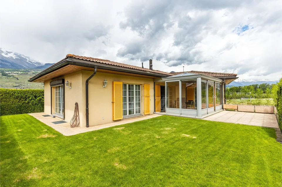 Belle villa familiale avec jardin et studio indépendant