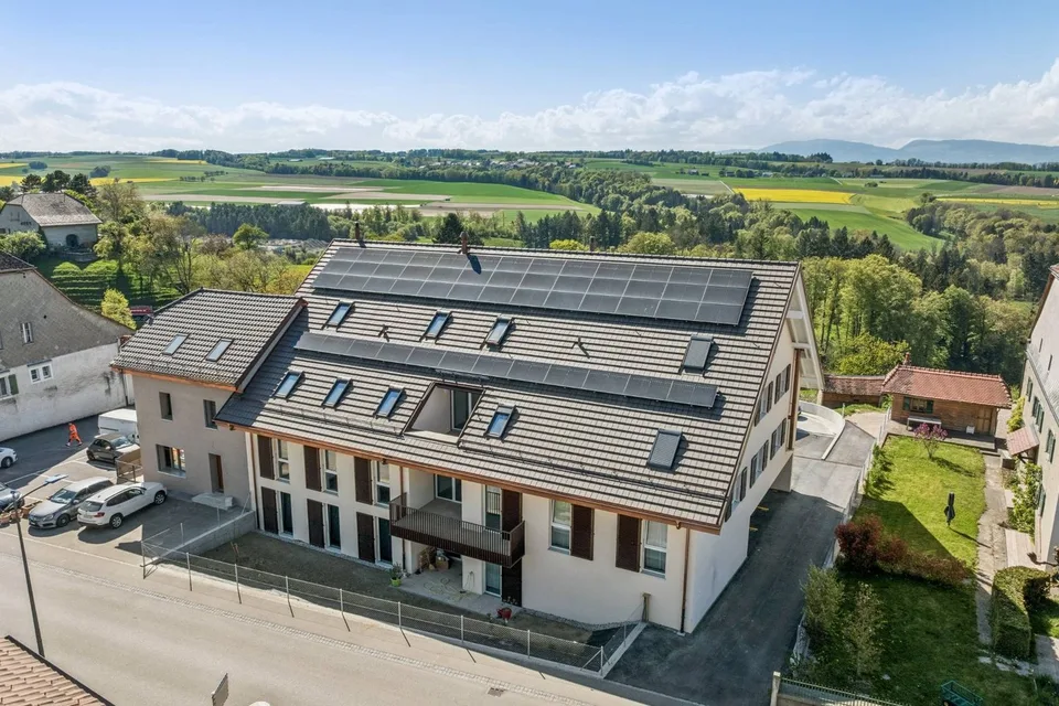 Charmant appartement neuf de 4.5 pièces avec balcon