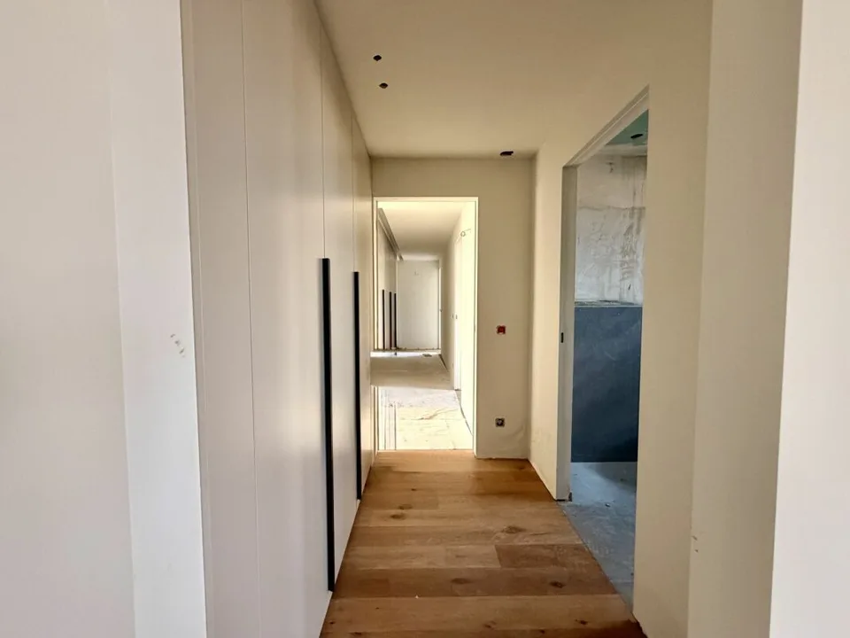 LUGANO-LORETO · RESIDENZ CASSARINETTA · 5,5 LOCALE HOCHWERTIG MIT SEEBLICK – Foto 7 von 12