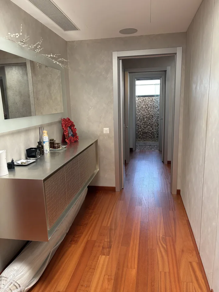 Lussuoso appartamento di 4.5 locali con vista lago – foto 6 di 12