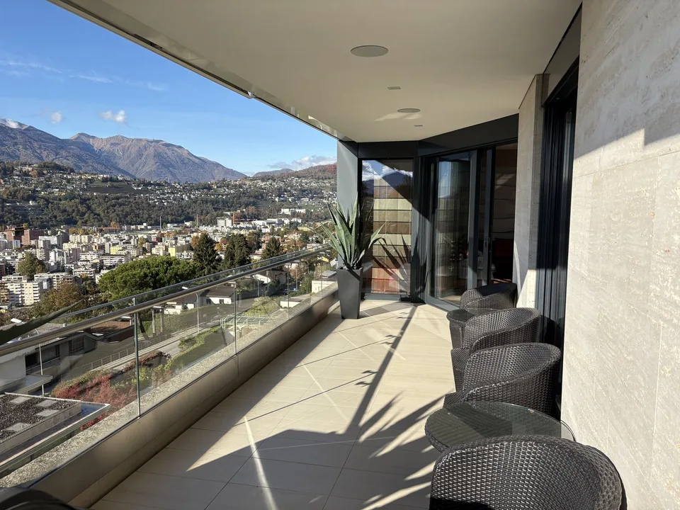 Luxuriöse 4.5-Zimmer-Wohnung mit Seeblick
