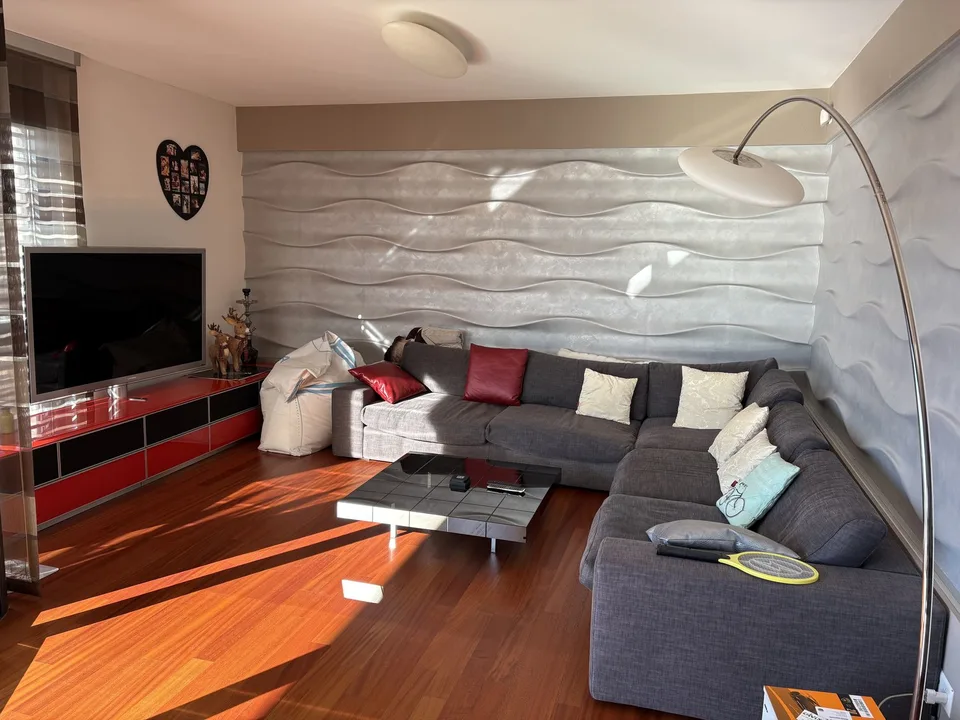 Luxuriöse 4.5-Zimmer-Wohnung mit Seeblick