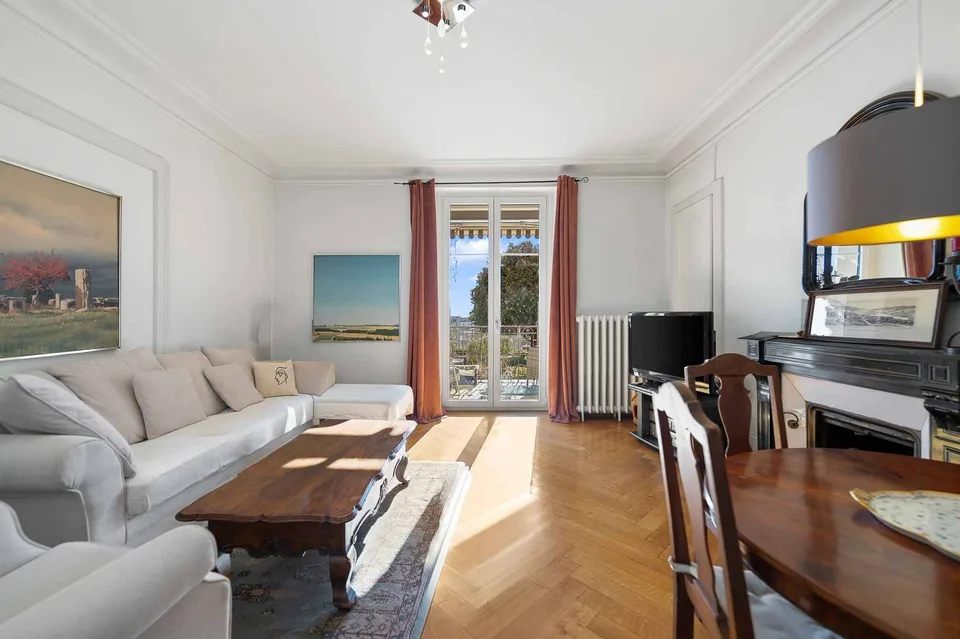 Aux portes de la ville : Bel appartement de 4.5 pièces avec jardin privatif