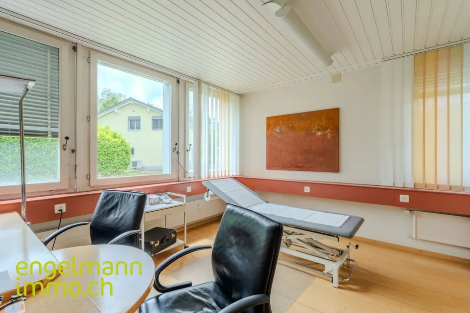 Objet de placement: locaux commerciaux, garage et atelier – Foto 9 von 12