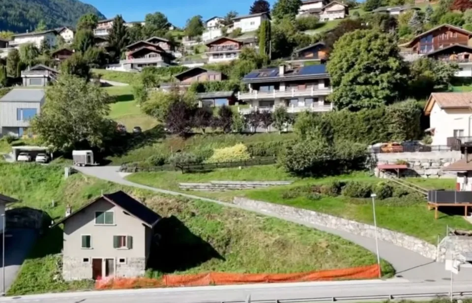 “Le Coudrey” Wohnung 3,5 Zimmer im Erdgeschoss