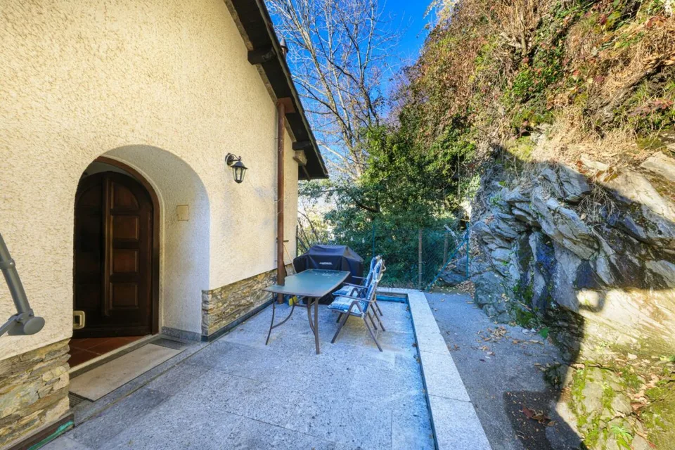 Tessiner Zweifamilienhaus im Herzen des Tessins