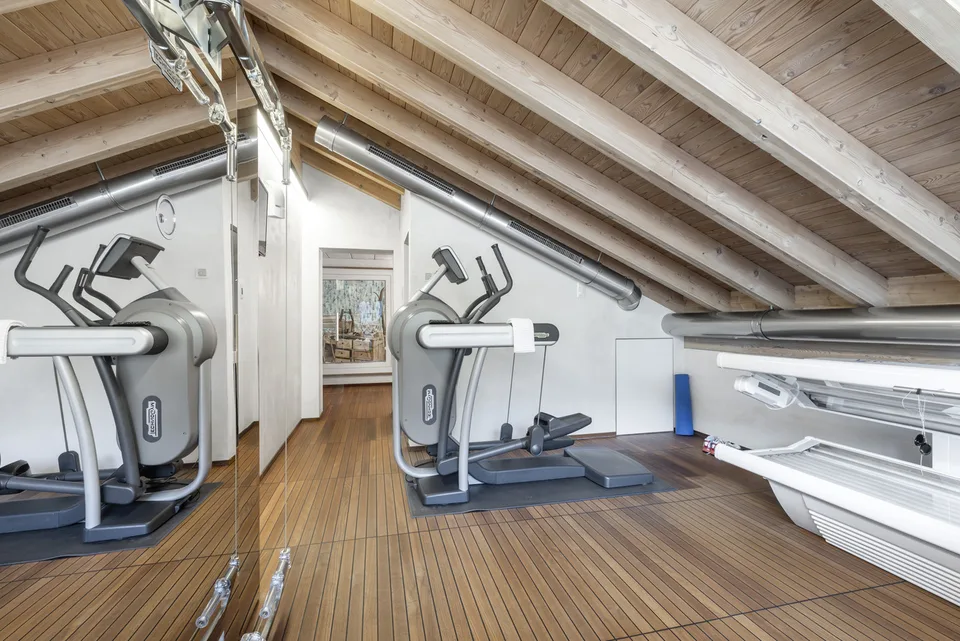 Aussergewöhnliches Triplex mit atemberaubender Aussicht – photo 7 sur 12