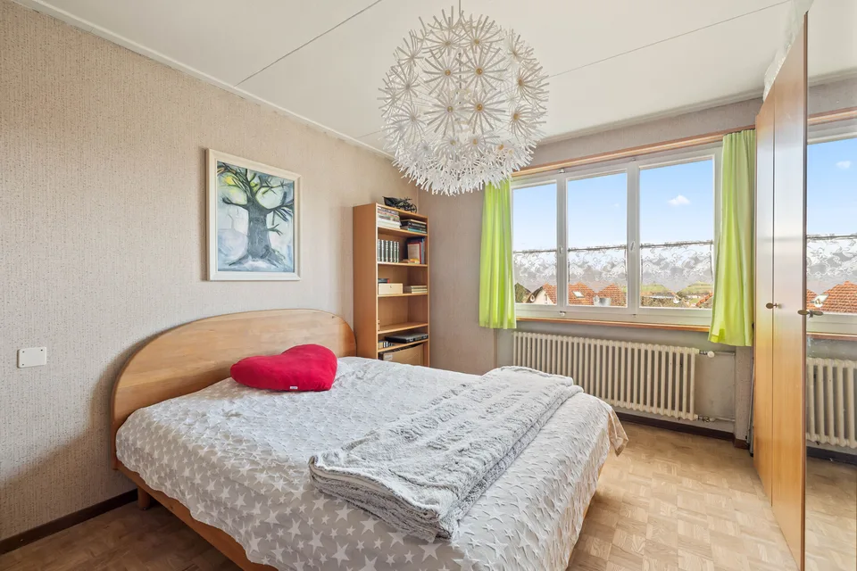 Casa unifamiliare con annesso su un grande terreno con potenziale di sviluppo – foto 9 di 13