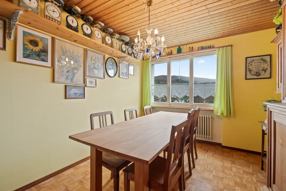 Casa unifamiliare con annesso su un grande terreno con potenziale di sviluppo – foto 7 di 13