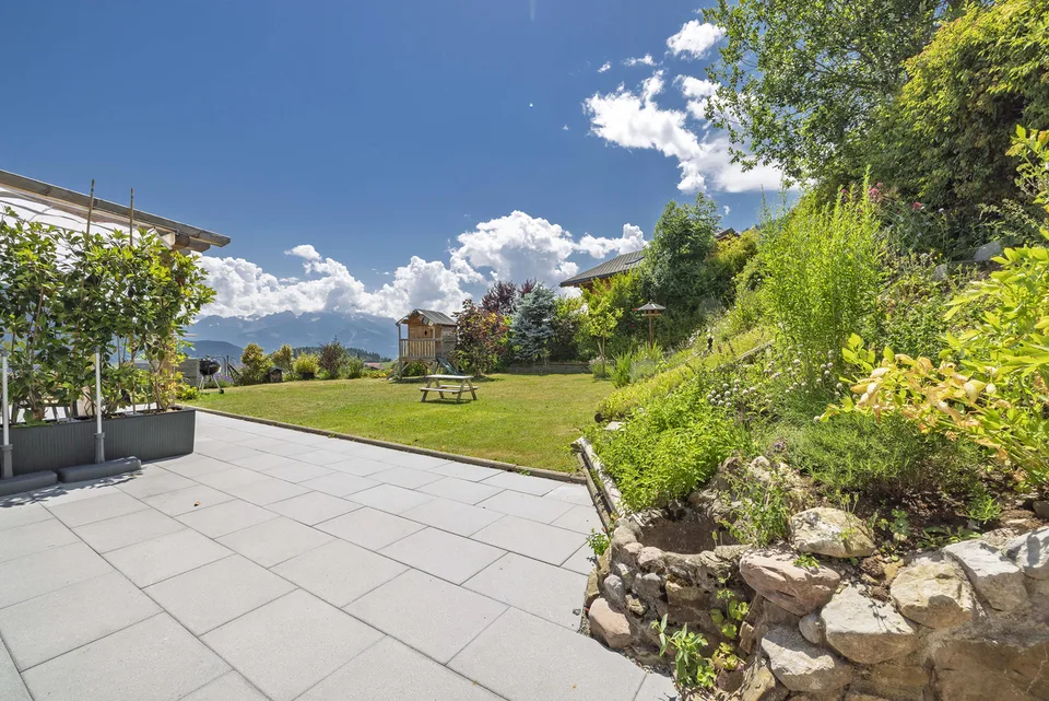 Chalet d'exception dans un quartier verdoyant et tranquille