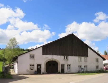 FERME TYPIQUE DES FRANCHES-MONTAGNES