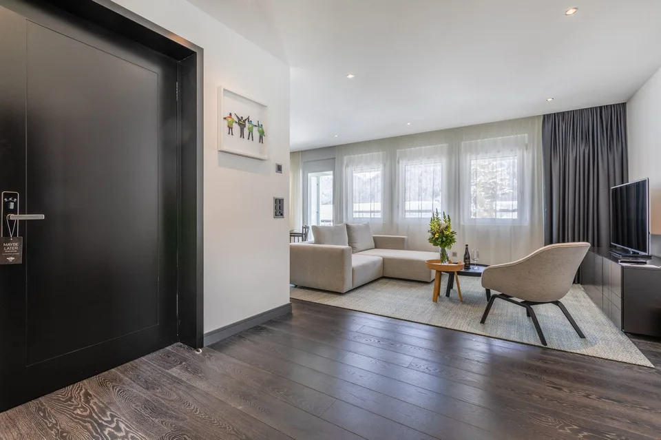 Residence 908 (2024) – photo 7 of 12