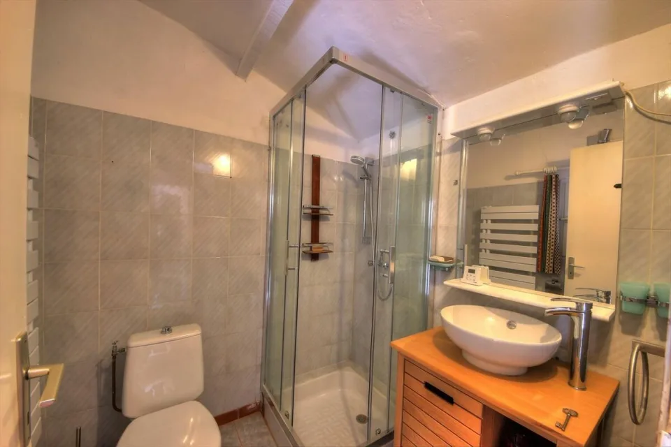 Einzelvilla mit 7 Zimmern in Aups – Foto 7 von 22
