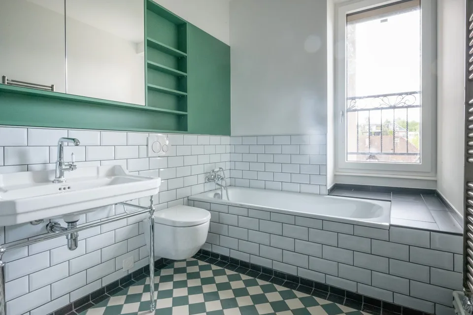 Il fascino di un edificio vecchio incontra il comfort abitativo moderno – foto 9 di 12