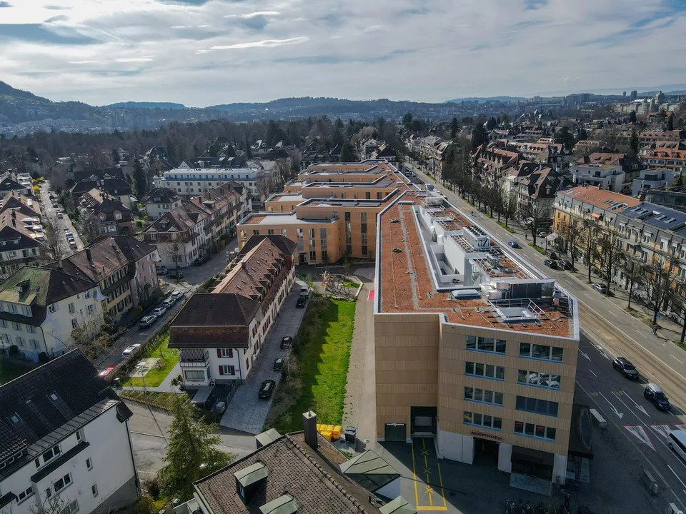 Smart Office im Burgernziel, Bern  Komplett ausgebaut mit Fitness, Shopping und Restaurants direkt im Haus