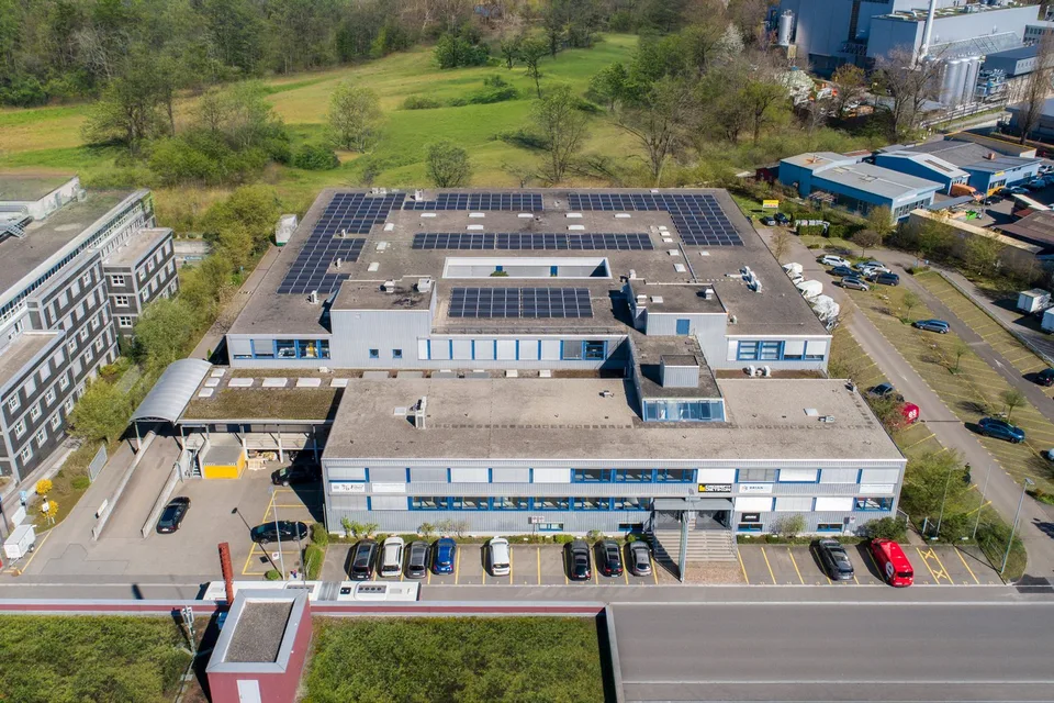 Moderne Gewerberäume / Büro / Lager an zentraler Lage in Dietikon