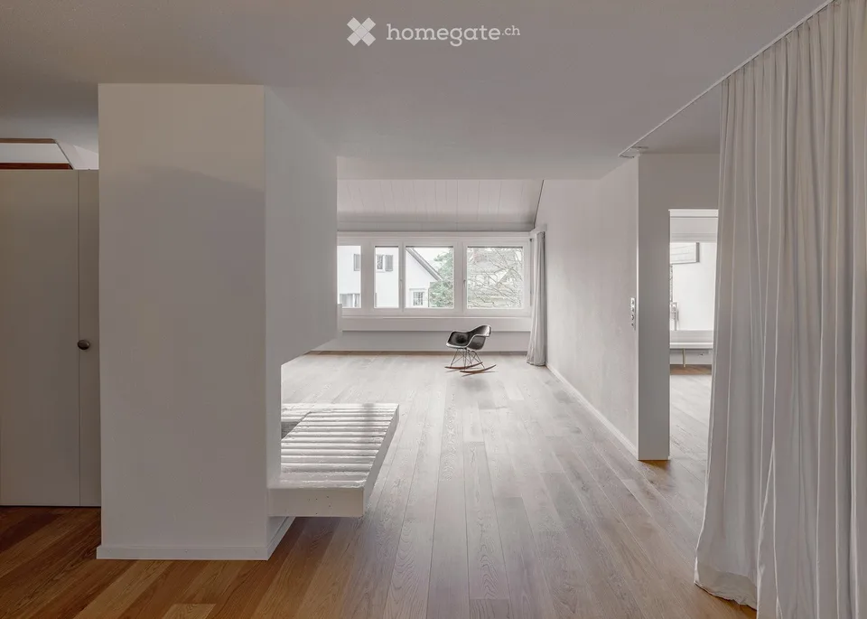 Helle Maisonette-Wohnung im 1.OG in Zürich Fluntern