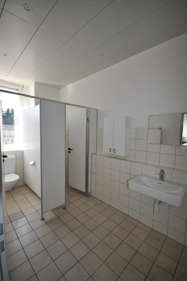 Espace de bureau lumineux à Füllinsdorf