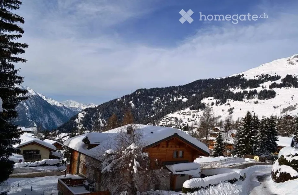 Modern 3.5-Room Apartment in Verbier with Stunning Alpine Views