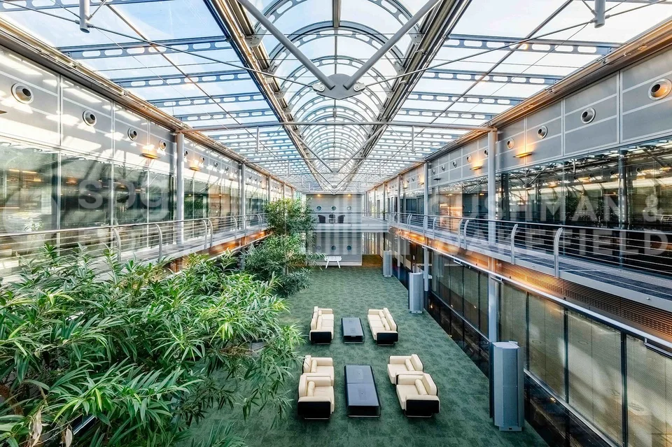 Ampia superficie di uffici di 1.450 m² in affitto - Onyx Business Park