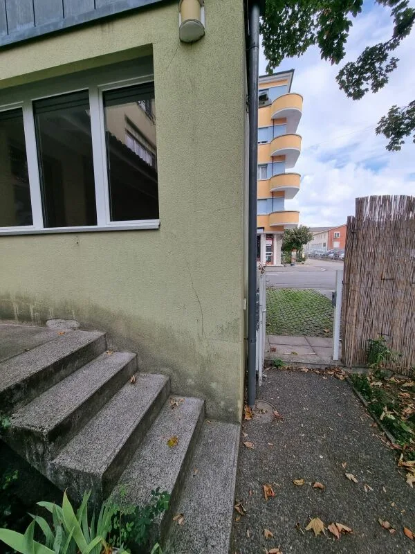 Grosszügige 4.5-Zimmer-Erdgeschosswohnung mit Aussensitzplatz – Foto 10 von 10