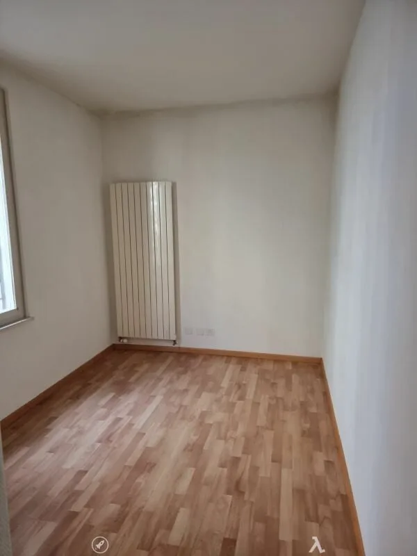 Spacious 4.5-room ground-floor apartment with outdoor seating area