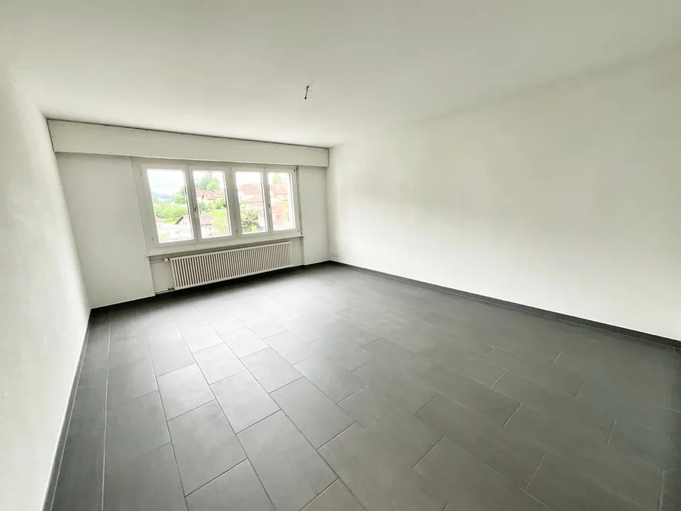 Luminoso appartamento di 4,5 locali con balcone