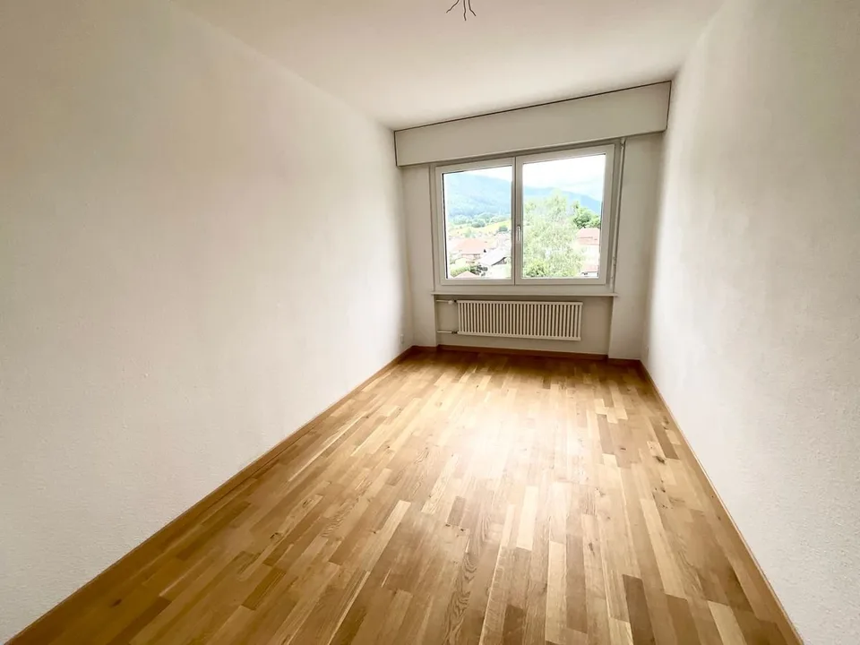 Schönes helles 4,5-Zimmer-Apartment mit Balkon