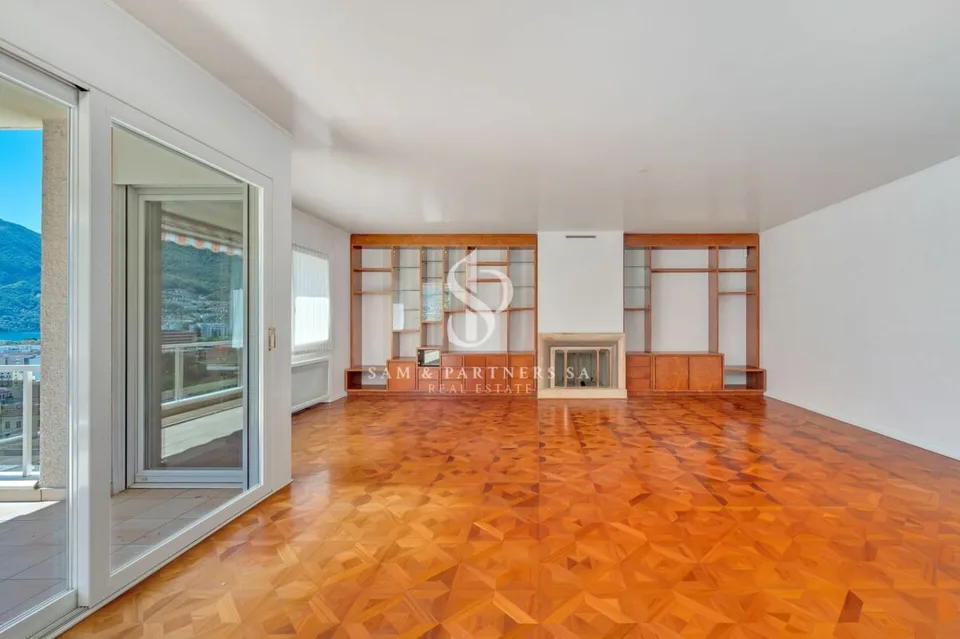 Exklusive Panorama-Eigenschaft mit Seeblick – Foto 6 von 19