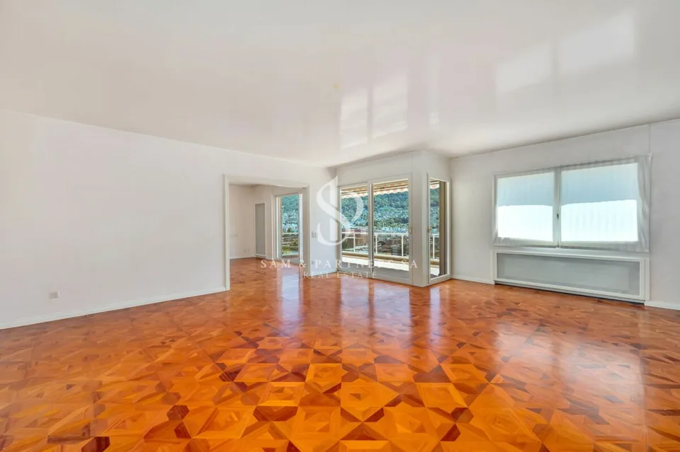 Exklusive Panorama-Eigenschaft mit Seeblick – Foto 8 von 19