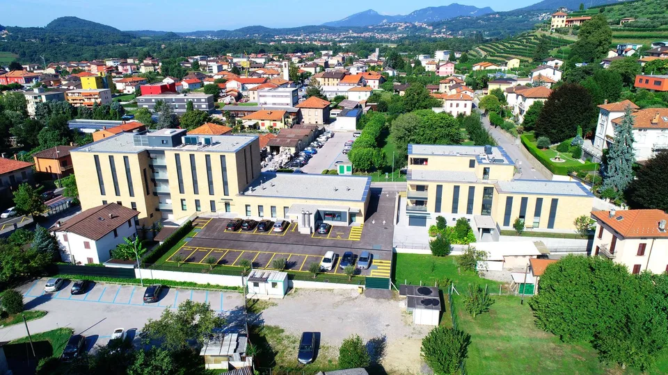 COLDRERIO, POSTEGGI ESTERNI + POSTEGGI IN AUTORIMESSA
