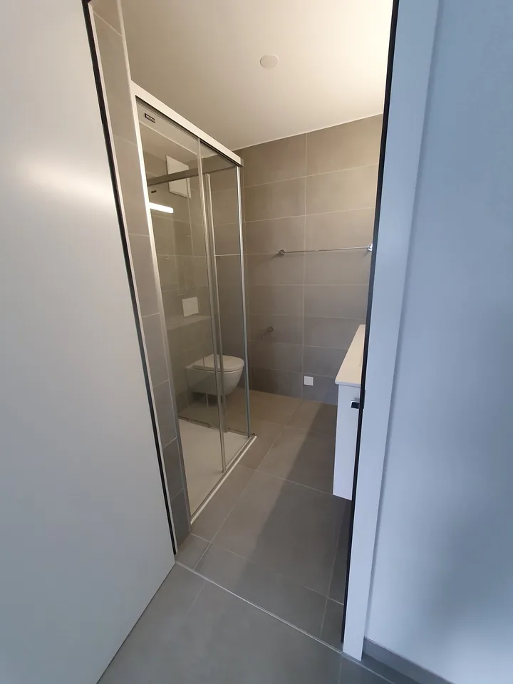 Appartamento moderno di 3,5 locali a Conthey – Vista sulle montagne & disponibile immediatamente – foto 14 di 18