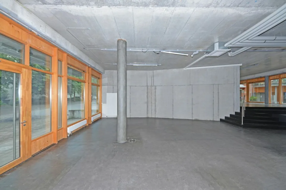 Nachmieter*in für Ladenlokal (125m2) in der Überbauung "Innenstadt" im Zentrum von Langenthal gesucht