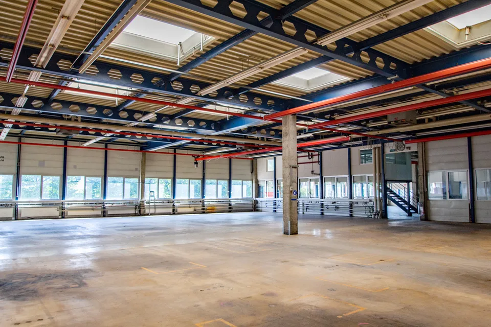 La tua azienda merita il meglio - spazio commerciale di 560 m²