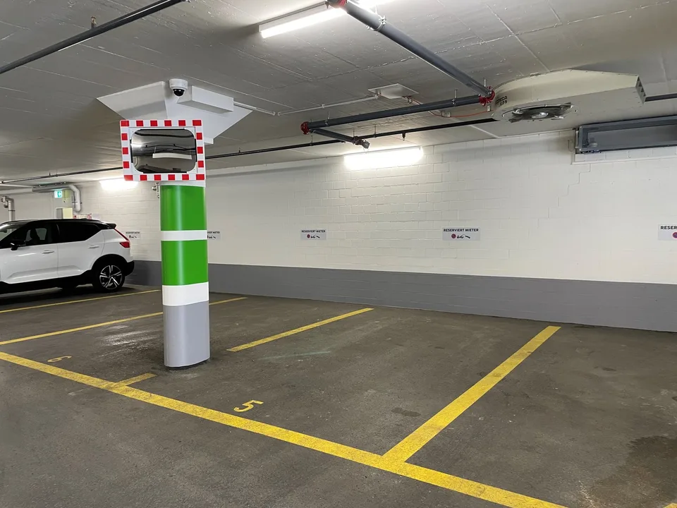 Parkplatz in Tiefgarage an zentraler Lage